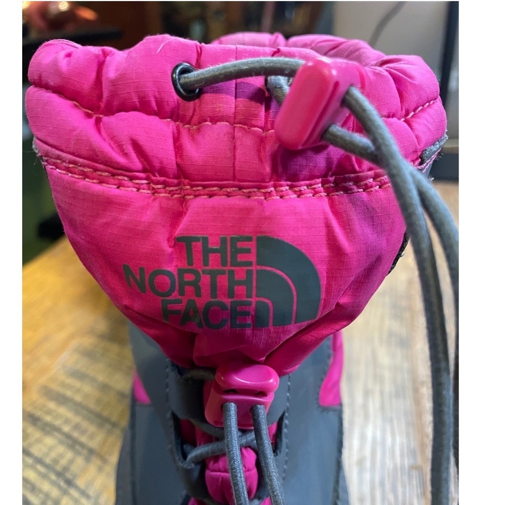 The North‎ Face Kids Girls Waterproof Winter Snow Boots Pink Grey Size 4 Lined
